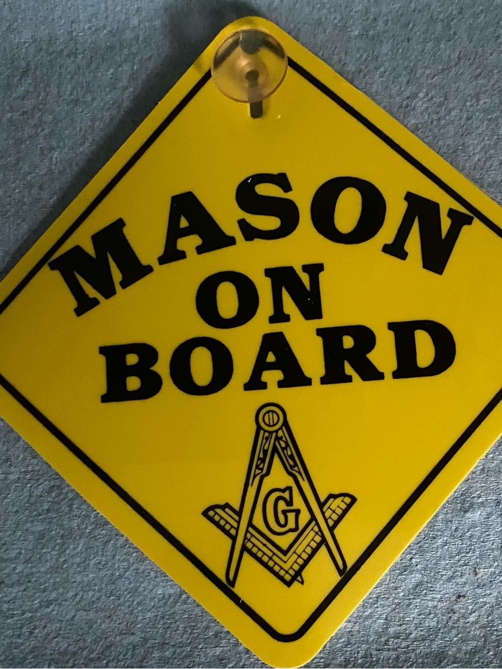 Yellow "Mason On Board" Window Sign with suction cup, New in package